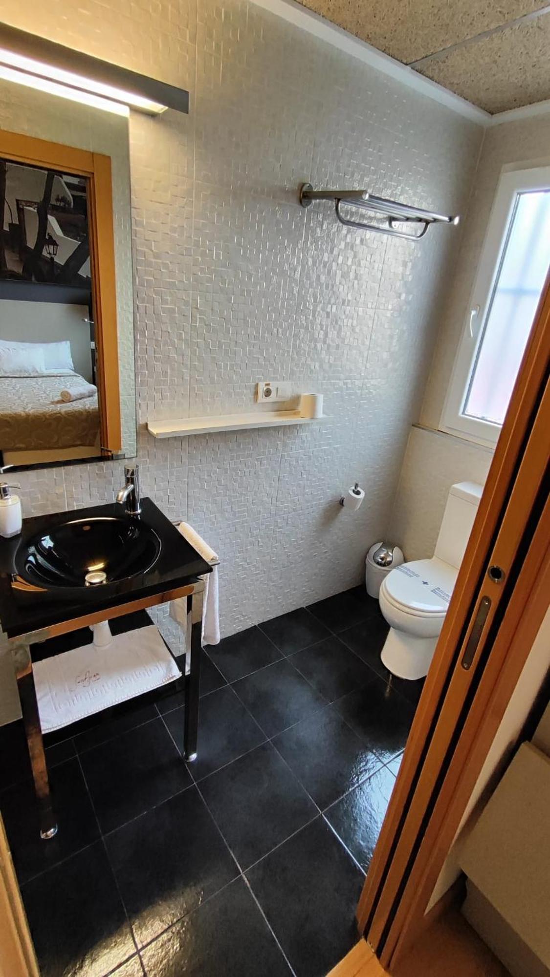 Hello Villarreal Suites Vila-real Εξωτερικό φωτογραφία